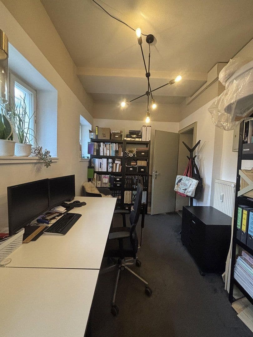Pronájem kanceláře 13 m², Aloys-Schreiber-Str. 8-10, Bühl, Bádensko-Württembersko Pronájem kanceláře 13 m², Aloys-Schreiber-Str. 8-10, Bühl, Bádensko-Württembersko