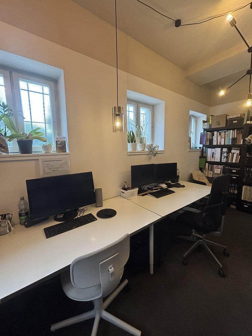 Pronájem kanceláře 13 m², Aloys-Schreiber-Str. 8-10, Bühl, Bádensko-Württembersko Pronájem kanceláře 13 m², Aloys-Schreiber-Str. 8-10, Bühl, Bádensko-Württembersko