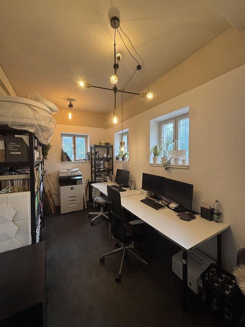 Pronájem kanceláře 13 m², Aloys-Schreiber-Str. 8-10, Bühl, Bádensko-Württembersko Pronájem kanceláře 13 m², Aloys-Schreiber-Str. 8-10, Bühl, Bádensko-Württembersko