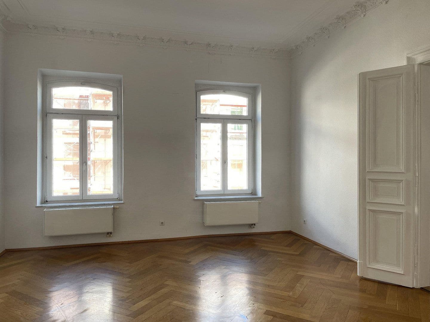 Pronájem bytu 5+1 202 m², Dufourstrasse 4, Leipzig, Sasko Pronájem bytu 5+1 202 m², Dufourstrasse 4, Leipzig, Sasko