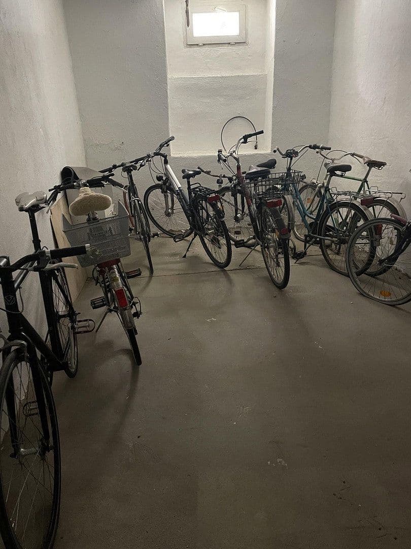 Pronájem bytu 5+1 202 m², Dufourstrasse 4, Leipzig, Sasko Pronájem bytu 5+1 202 m², Dufourstrasse 4, Leipzig, Sasko