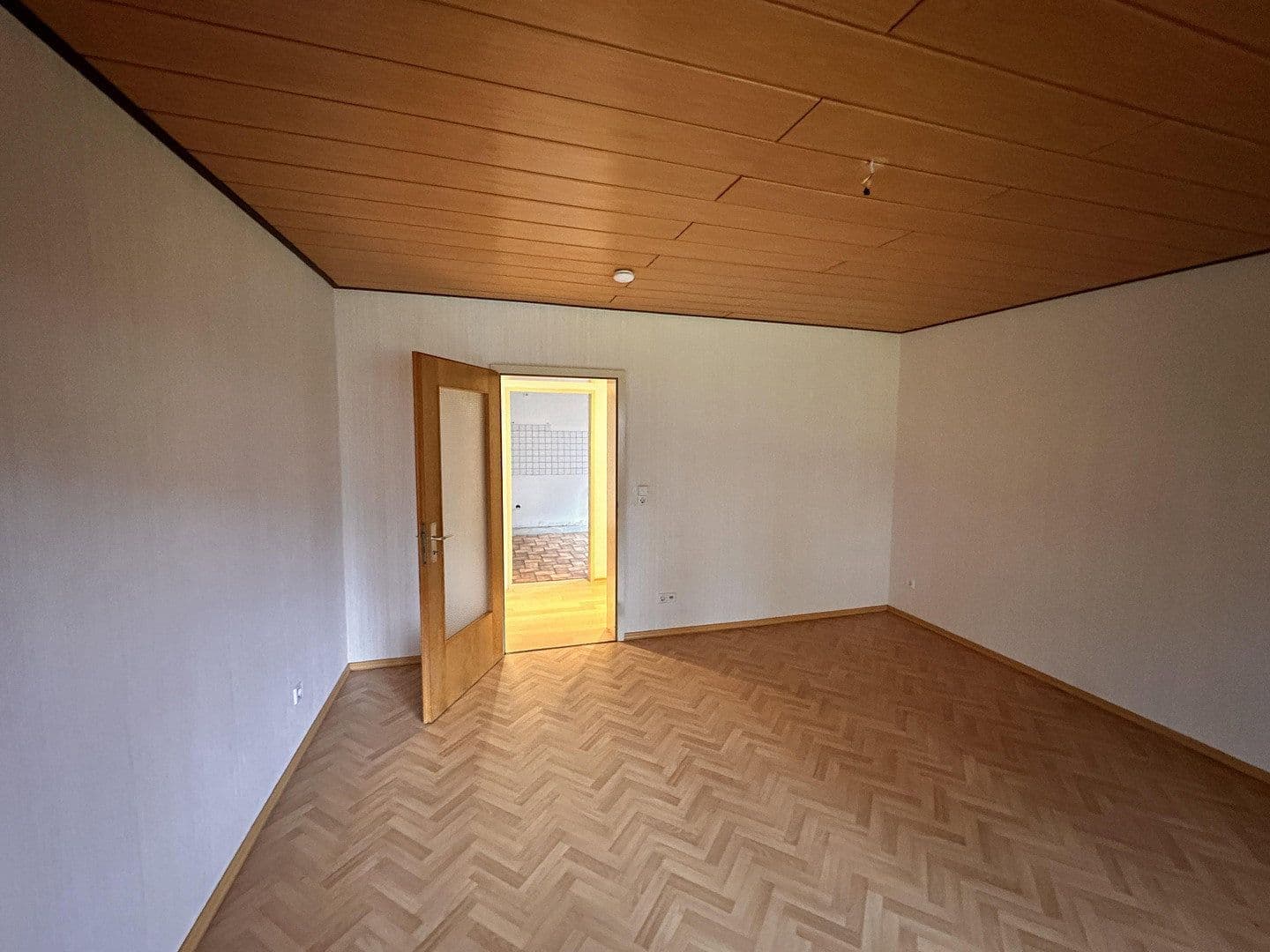 Prodej domu 270 m², pozemek 869 m², Bad Rappenau, Bádensko-Württembersko Prodej domu 270 m², pozemek 869 m², Bad Rappenau, Bádensko-Württembersko
