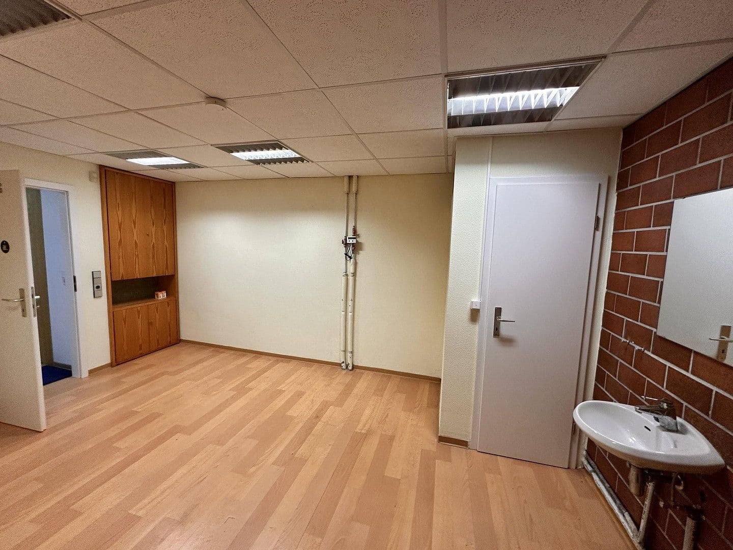 Prodej domu 270 m², pozemek 869 m², Bad Rappenau, Bádensko-Württembersko Prodej domu 270 m², pozemek 869 m², Bad Rappenau, Bádensko-Württembersko