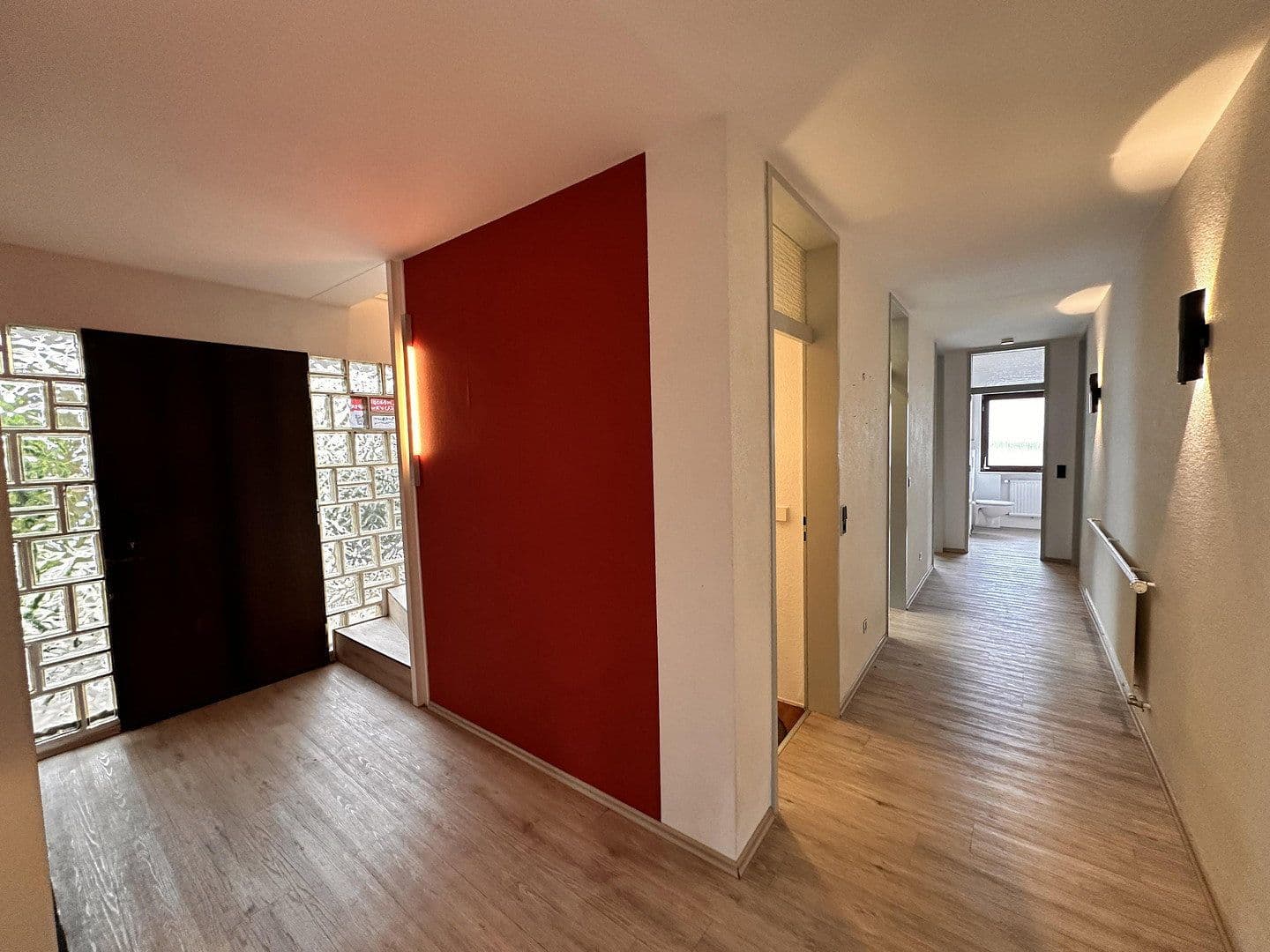 Prodej domu 270 m², pozemek 869 m², Bad Rappenau, Bádensko-Württembersko Prodej domu 270 m², pozemek 869 m², Bad Rappenau, Bádensko-Württembersko
