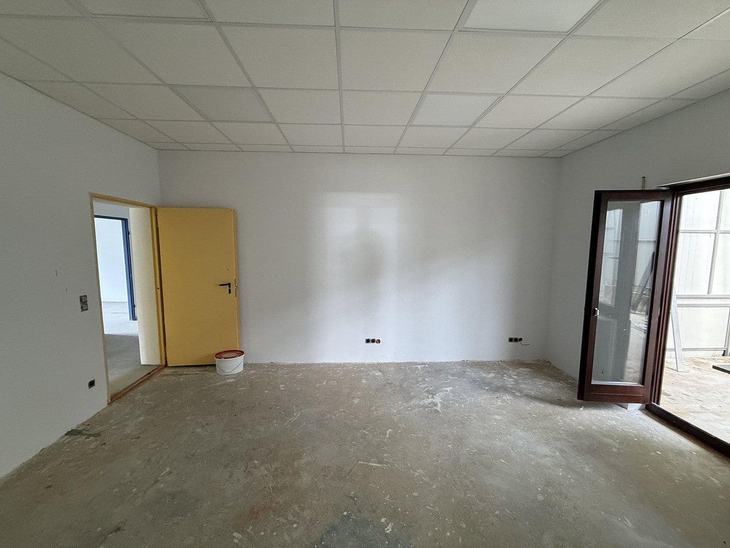 Pronájem nebytového prostoru 230 m², Fellbach, Bádensko-Württembersko Pronájem nebytového prostoru 230 m², Fellbach, Bádensko-Württembersko