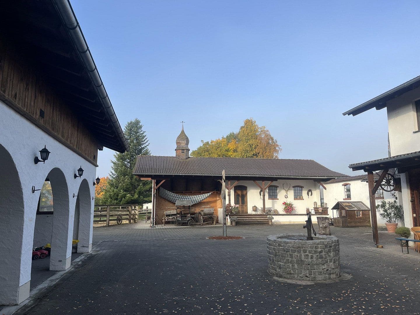 Prodej domu 160 m², pozemek 30.000 m², Böbing, Bavorsko Prodej domu 160 m², pozemek 30.000 m², Böbing, Bavorsko