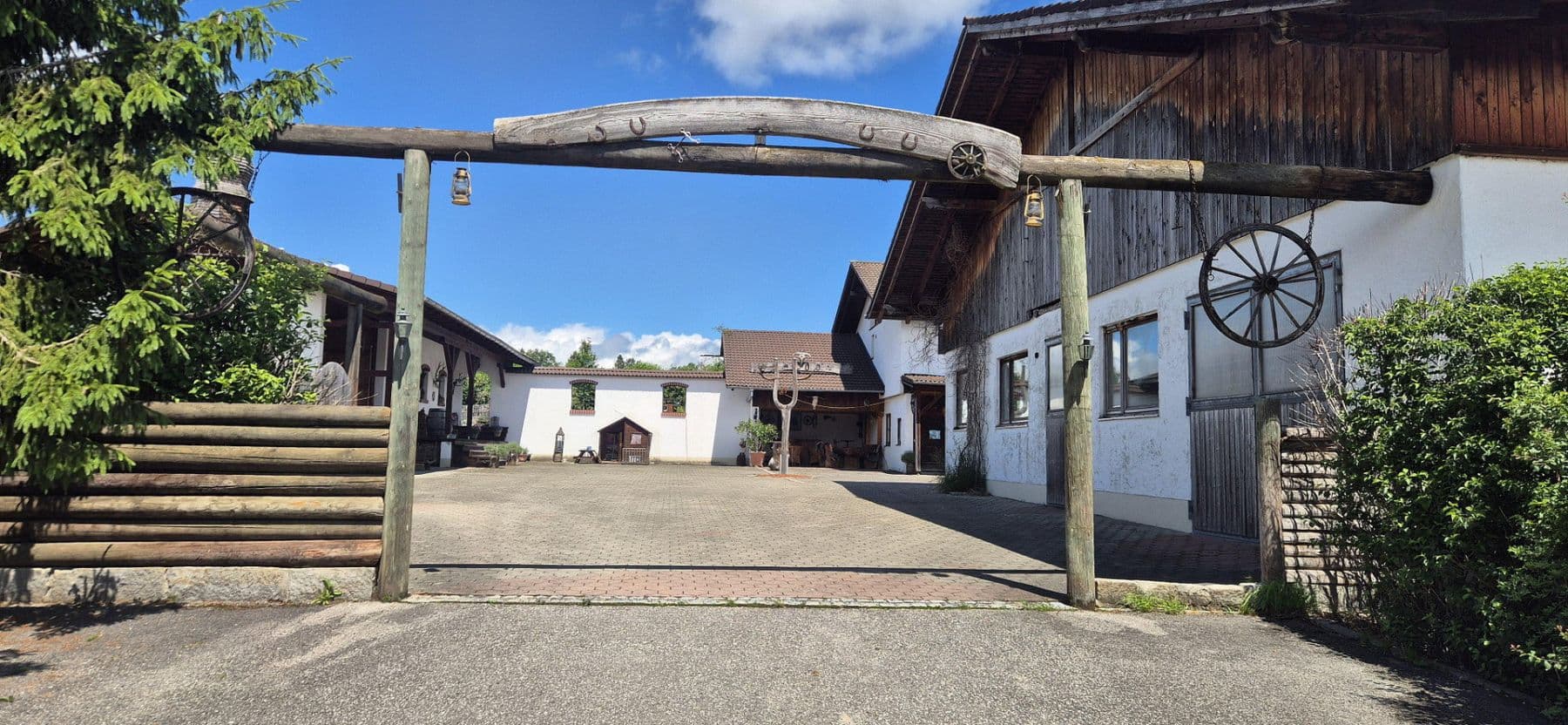 Prodej domu 160 m², pozemek 30.000 m², Böbing, Bavorsko Prodej domu 160 m², pozemek 30.000 m², Böbing, Bavorsko