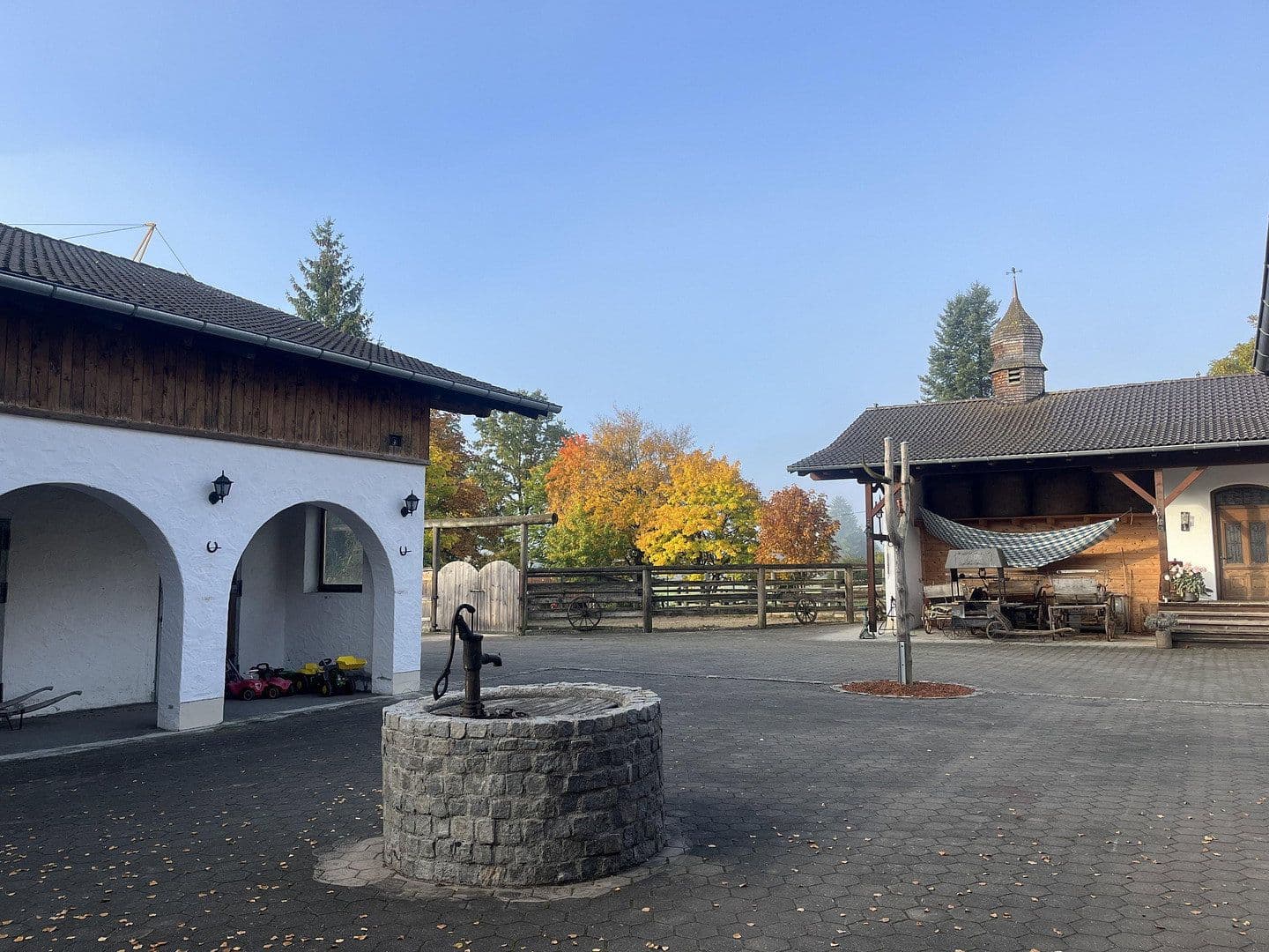 Prodej domu 160 m², pozemek 30.000 m², Böbing, Bavorsko Prodej domu 160 m², pozemek 30.000 m², Böbing, Bavorsko