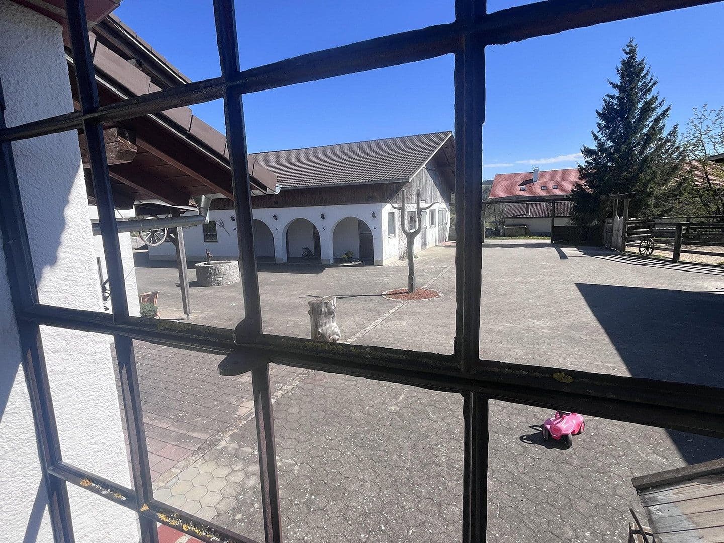 Prodej domu 160 m², pozemek 30.000 m², Böbing, Bavorsko Prodej domu 160 m², pozemek 30.000 m², Böbing, Bavorsko