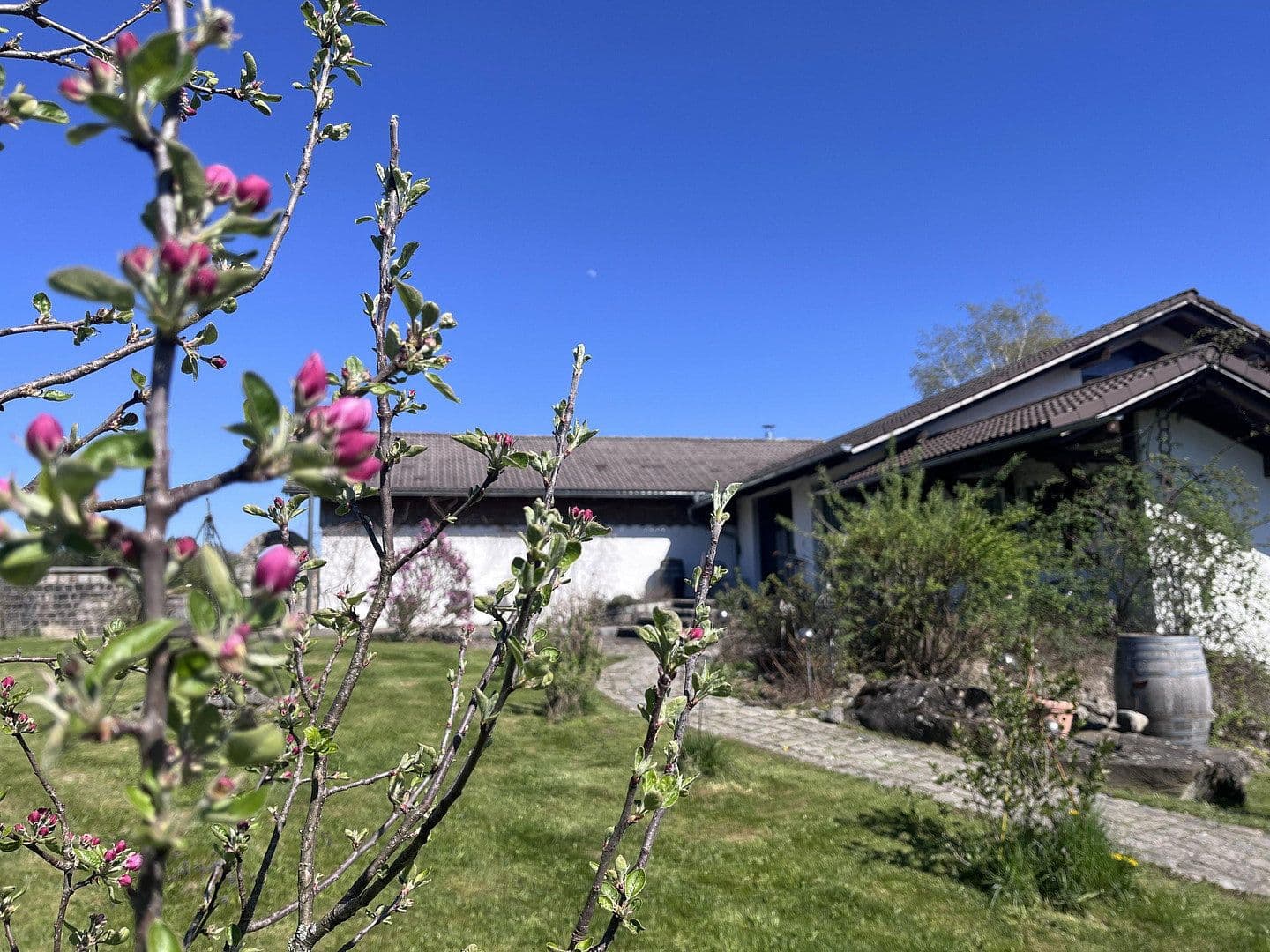 Prodej domu 160 m², pozemek 30.000 m², Böbing, Bavorsko Prodej domu 160 m², pozemek 30.000 m², Böbing, Bavorsko