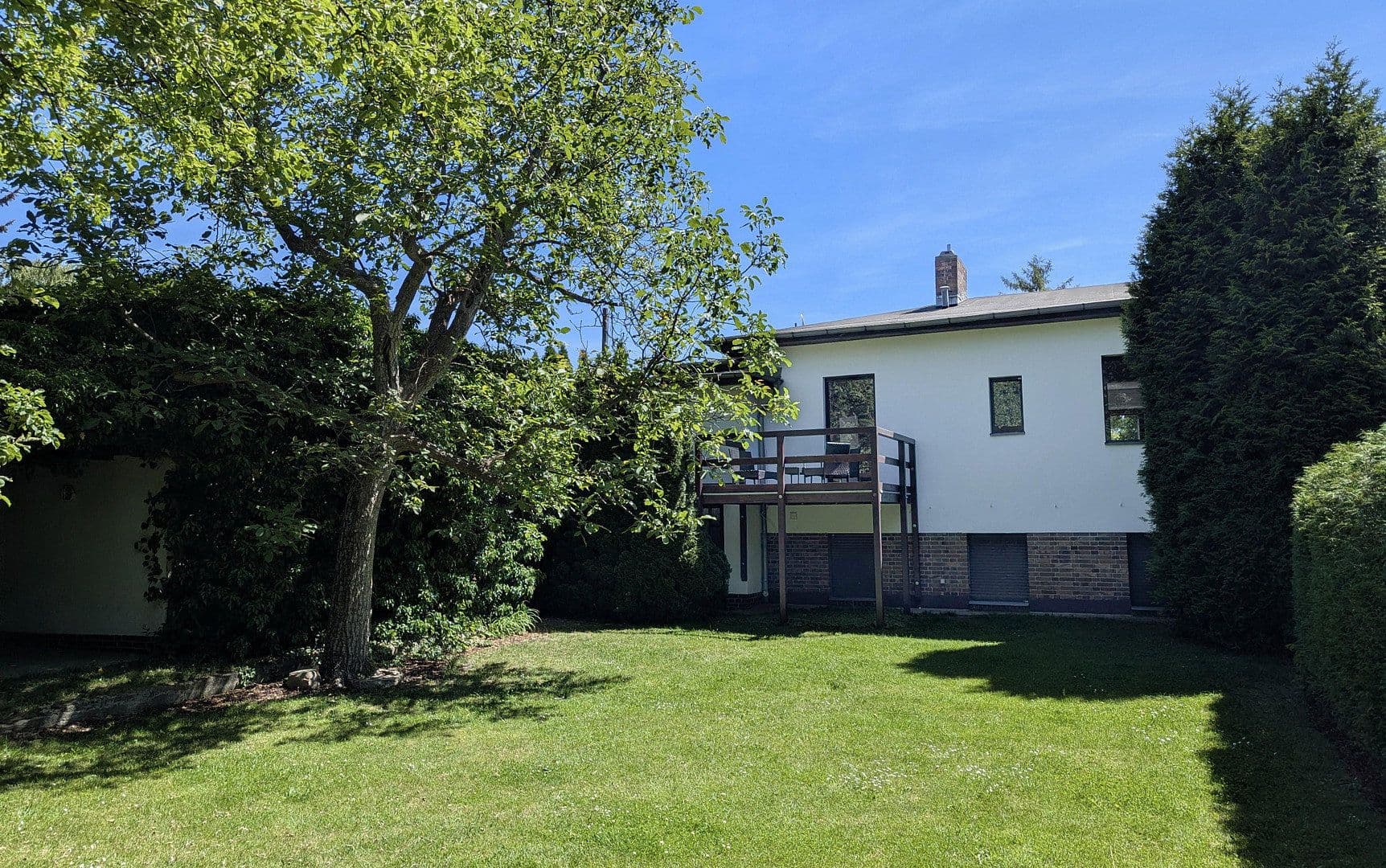 Prodej domu 160 m², pozemek 675 m², Berlin - Biesdorf, Berlín Prodej domu 160 m², pozemek 675 m², Berlin - Biesdorf, Berlín