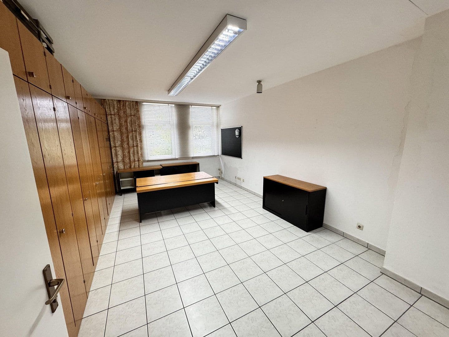 Pronájem kanceláře 110 m², Badeallee 4, Bad Kreuznach, Porýní-Falc Pronájem kanceláře 110 m², Badeallee 4, Bad Kreuznach, Porýní-Falc
