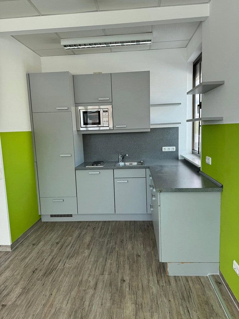 Pronájem kanceláře 500 m², Hannover, Dolní Sasko Pronájem kanceláře 500 m², Hannover, Dolní Sasko