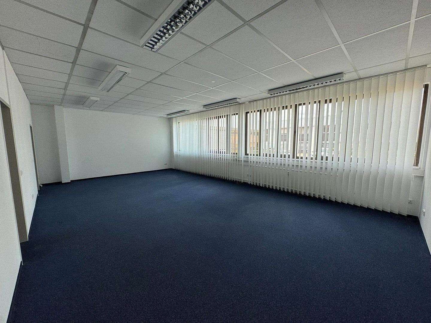 Pronájem kanceláře 500 m², Hannover, Dolní Sasko Pronájem kanceláře 500 m², Hannover, Dolní Sasko