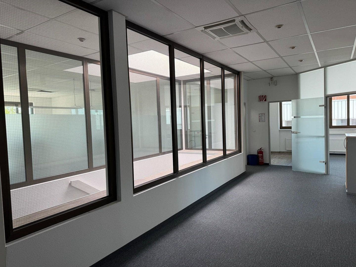 Pronájem kanceláře 500 m², Hannover, Dolní Sasko Pronájem kanceláře 500 m², Hannover, Dolní Sasko
