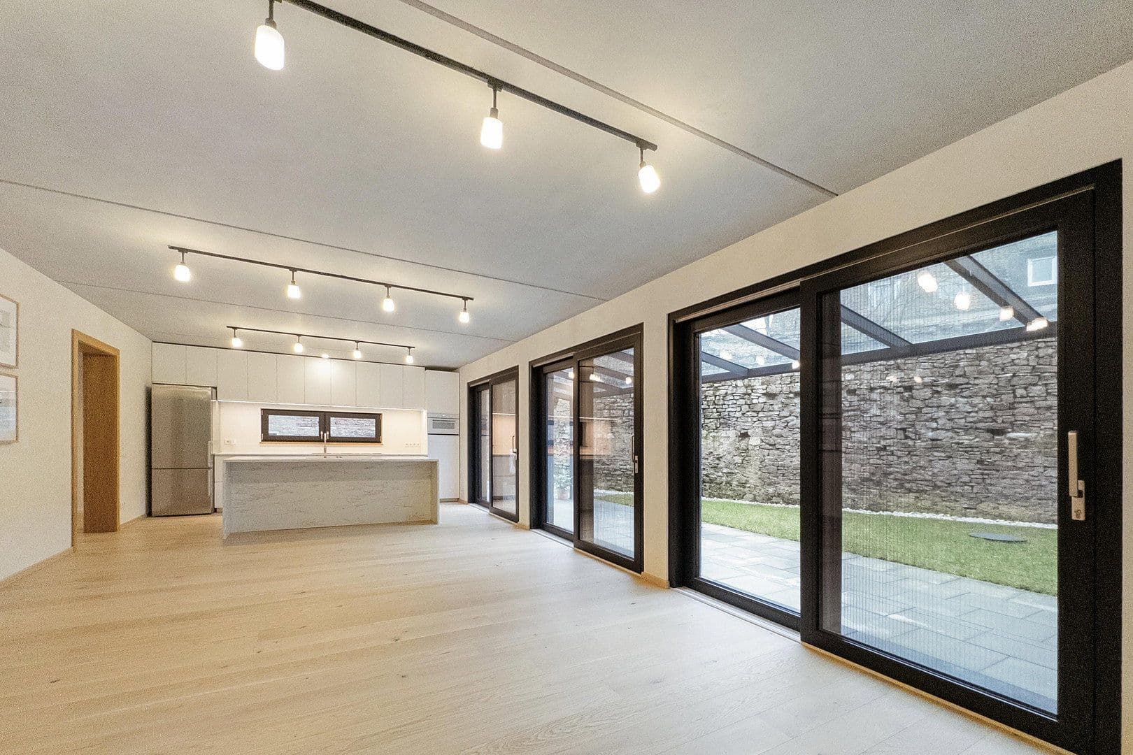 Prodej domu 215 m², pozemek 281 m², Würzburg, Bavorsko Prodej domu 215 m², pozemek 281 m², Würzburg, Bavorsko