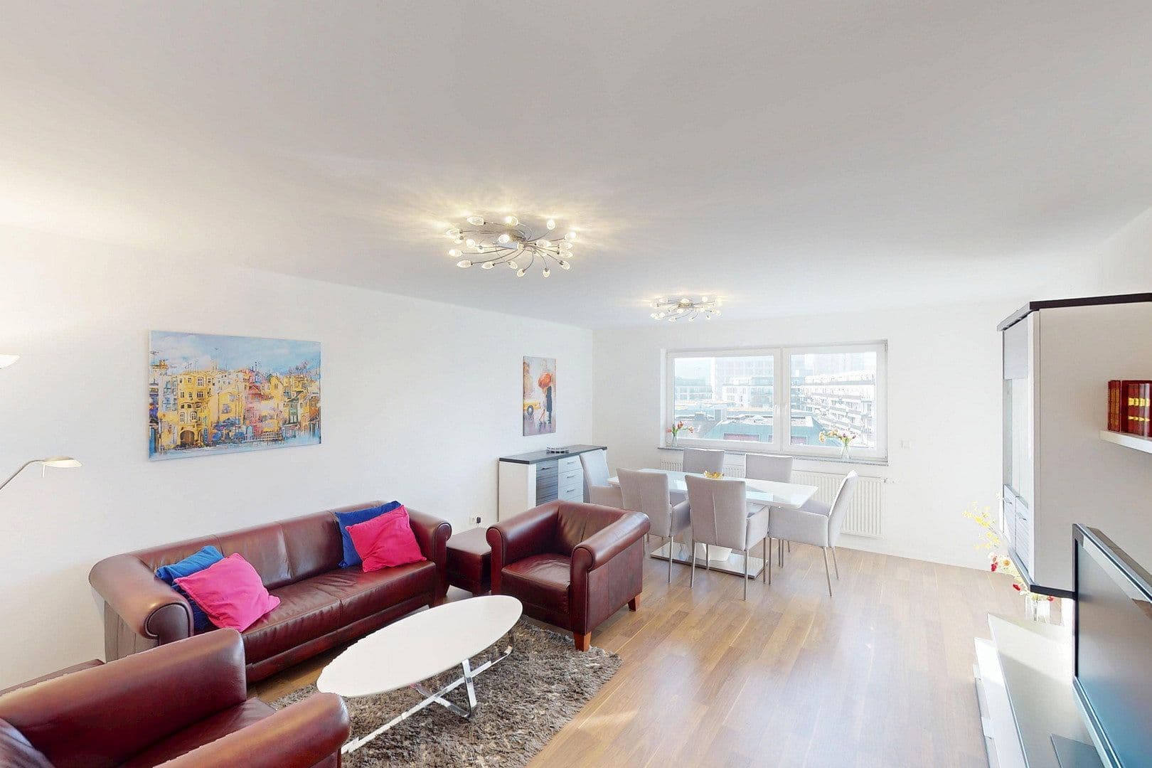 Prodej bytu 4+1 113 m², Stuttgart, Bádensko-Württembersko Prodej bytu 4+1 113 m², Stuttgart, Bádensko-Württembersko