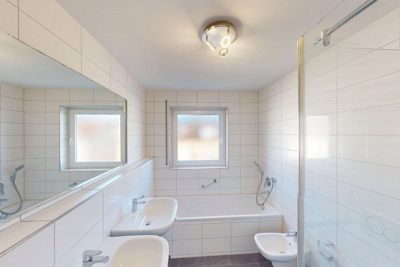 Prodej bytu 4+1 113 m², Stuttgart, Bádensko-Württembersko Prodej bytu 4+1 113 m², Stuttgart, Bádensko-Württembersko
