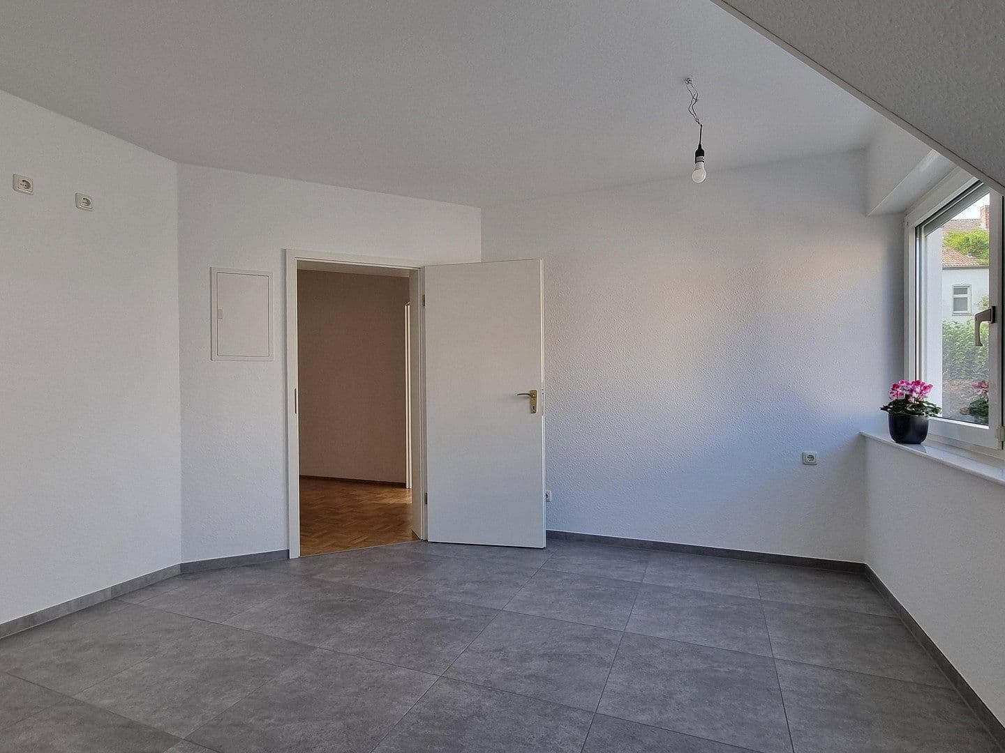 Pronájem bytu 3+kk 119 m², Bochum, Severní Porýní-Vestfálsko Pronájem bytu 3+kk 119 m², Bochum, Severní Porýní-Vestfálsko