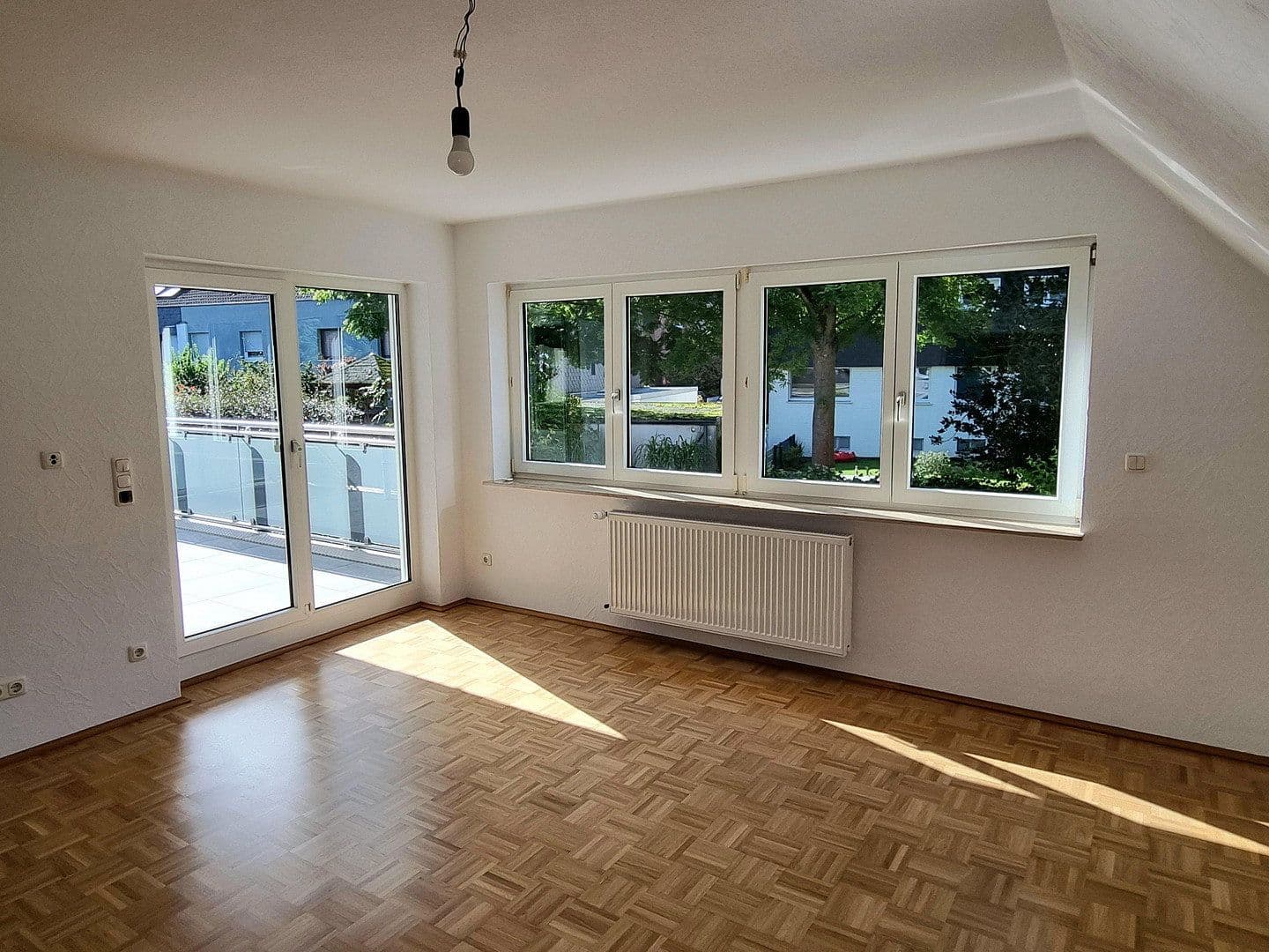 Pronájem bytu 3+kk 119 m², Bochum, Severní Porýní-Vestfálsko Pronájem bytu 3+kk 119 m², Bochum, Severní Porýní-Vestfálsko