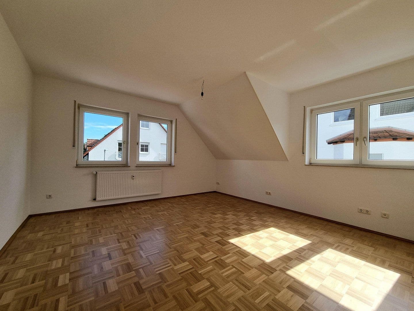 Pronájem bytu 3+kk 119 m², Bochum, Severní Porýní-Vestfálsko Pronájem bytu 3+kk 119 m², Bochum, Severní Porýní-Vestfálsko