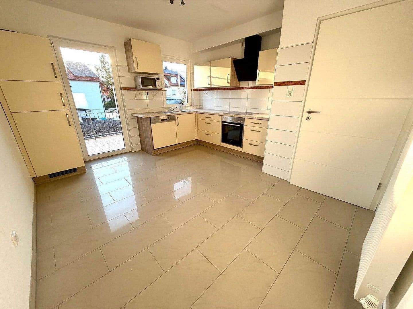 Pronájem bytu 2+1 60 m², Eppelheim, Bádensko-Württembersko Pronájem bytu 2+1 60 m², Eppelheim, Bádensko-Württembersko