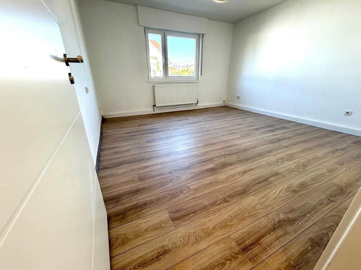 Pronájem bytu 2+1 60 m², Eppelheim, Bádensko-Württembersko Pronájem bytu 2+1 60 m², Eppelheim, Bádensko-Württembersko