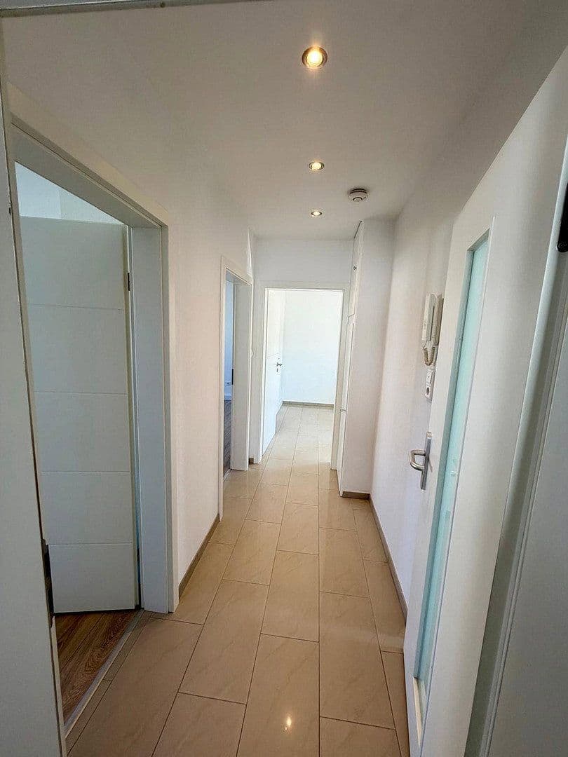 Pronájem bytu 2+1 60 m², Eppelheim, Bádensko-Württembersko Pronájem bytu 2+1 60 m², Eppelheim, Bádensko-Württembersko
