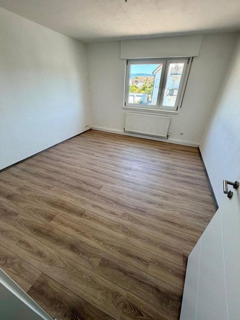 Pronájem bytu 2+1 60 m², Eppelheim, Bádensko-Württembersko Pronájem bytu 2+1 60 m², Eppelheim, Bádensko-Württembersko