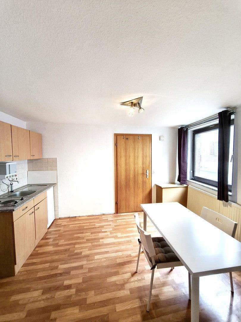 Pronájem domu 30 m², pozemek 300 m², Jülich, Severní Porýní-Vestfálsko Pronájem domu 30 m², pozemek 300 m², Jülich, Severní Porýní-Vestfálsko