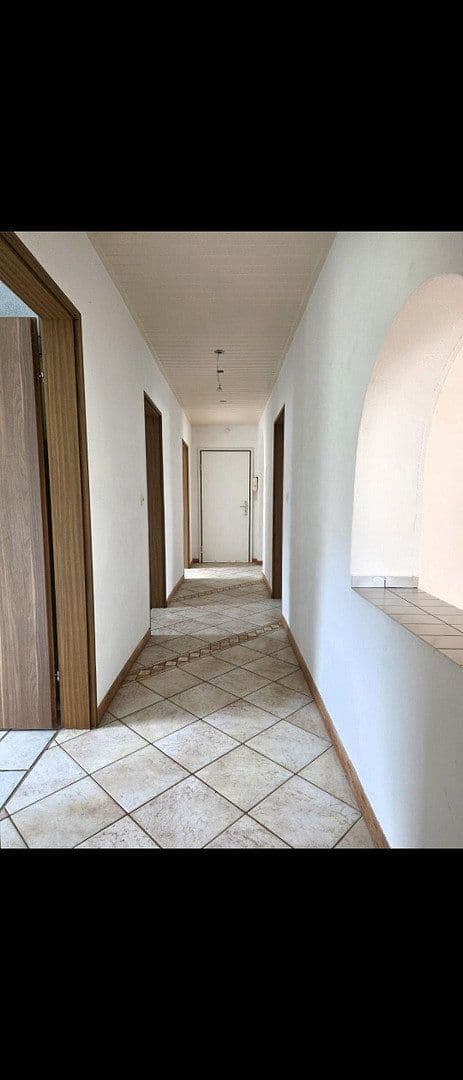 Pronájem bytu 5+1 120 m², Waldbüttelbrunn, Bavorsko Pronájem bytu 5+1 120 m², Waldbüttelbrunn, Bavorsko