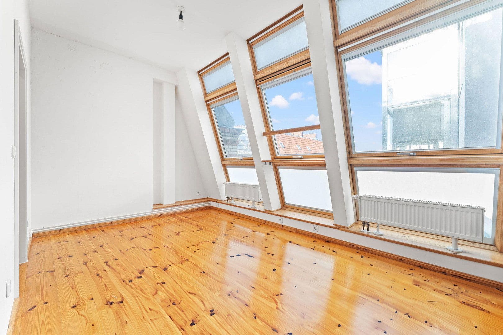 Prodej bytu 6+1 217 m², Kastanienallee 32, Berlin, Berlín Prodej bytu 6+1 217 m², Kastanienallee 32, Berlin, Berlín