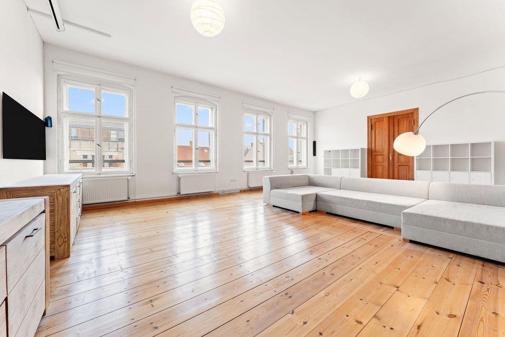 Prodej bytu 6+1 217 m², Kastanienallee 32, Berlin, Berlín Prodej bytu 6+1 217 m², Kastanienallee 32, Berlin, Berlín