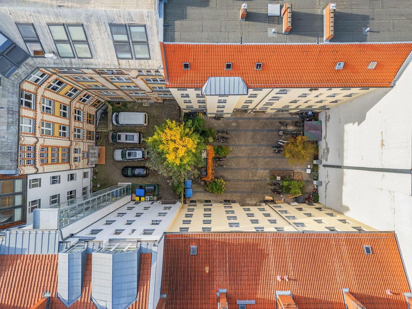 Prodej bytu 6+1 217 m², Kastanienallee 32, Berlin, Berlín Prodej bytu 6+1 217 m², Kastanienallee 32, Berlin, Berlín