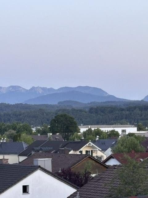 Prodej domu 148 m², pozemek 180 m², Feldkirchen-Westerham, Bavorsko Prodej domu 148 m², pozemek 180 m², Feldkirchen-Westerham, Bavorsko