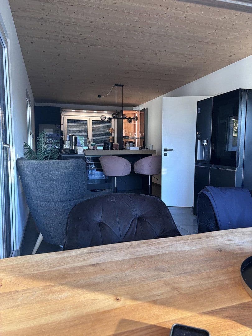Prodej domu 148 m², pozemek 180 m², Feldkirchen-Westerham, Bavorsko Prodej domu 148 m², pozemek 180 m², Feldkirchen-Westerham, Bavorsko