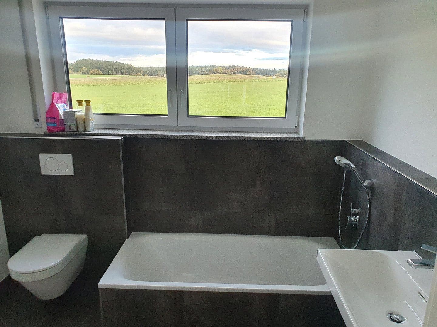 Pronájem domu 113 m², pozemek 400 m², Zusmarshausen, Bavorsko Pronájem domu 113 m², pozemek 400 m², Zusmarshausen, Bavorsko