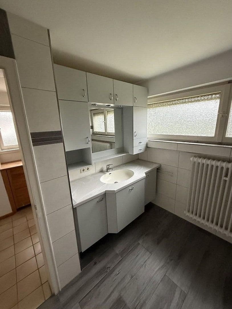 Prodej domu 215 m², pozemek 370 m², Offenburg, Bádensko-Württembersko Prodej domu 215 m², pozemek 370 m², Offenburg, Bádensko-Württembersko