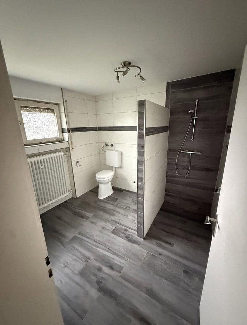 Prodej domu 215 m², pozemek 370 m², Offenburg, Bádensko-Württembersko Prodej domu 215 m², pozemek 370 m², Offenburg, Bádensko-Württembersko