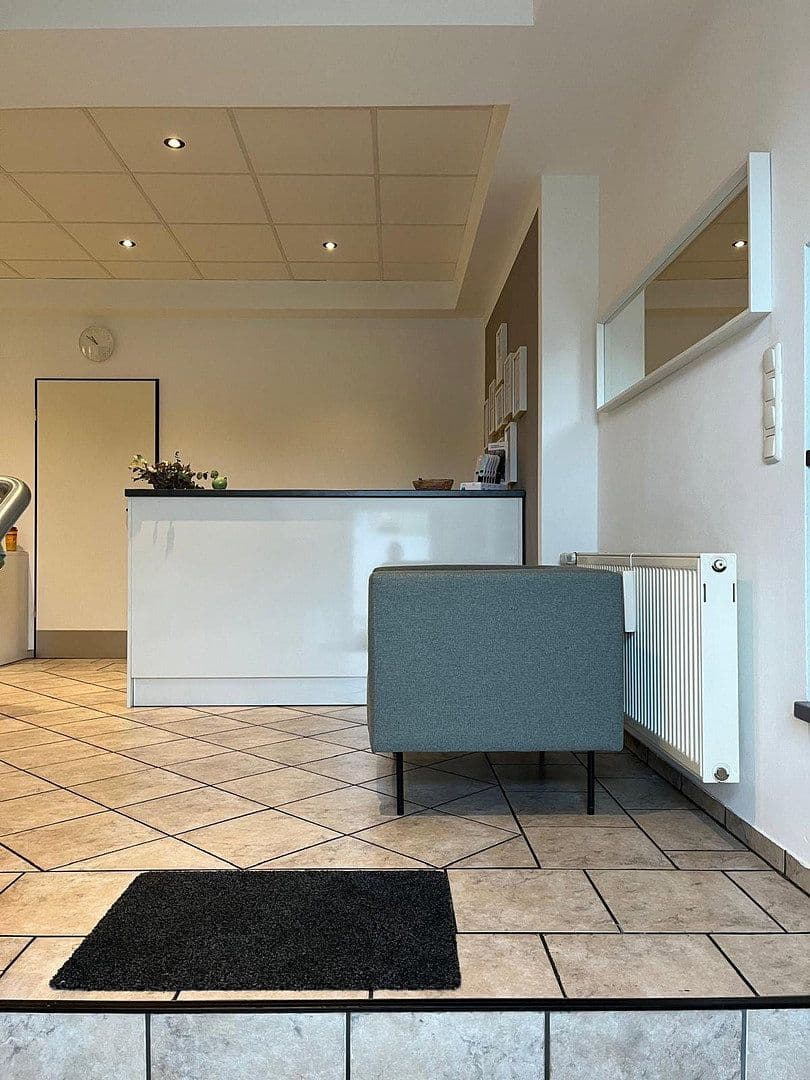 Pronájem kanceláře 120 m², Nideggener Straße 5 + 5a, Düren, Severní Porýní-Vestfálsko Pronájem kanceláře 120 m², Nideggener Straße 5 + 5a, Düren, Severní Porýní-Vestfálsko