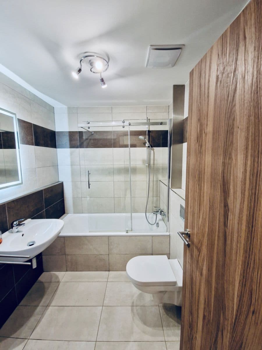 Pronájem bytu 2+kk 54 m², Kačírkova, Praha, Praha Pronájem bytu 2+kk 54 m², Kačírkova, Praha, Praha
