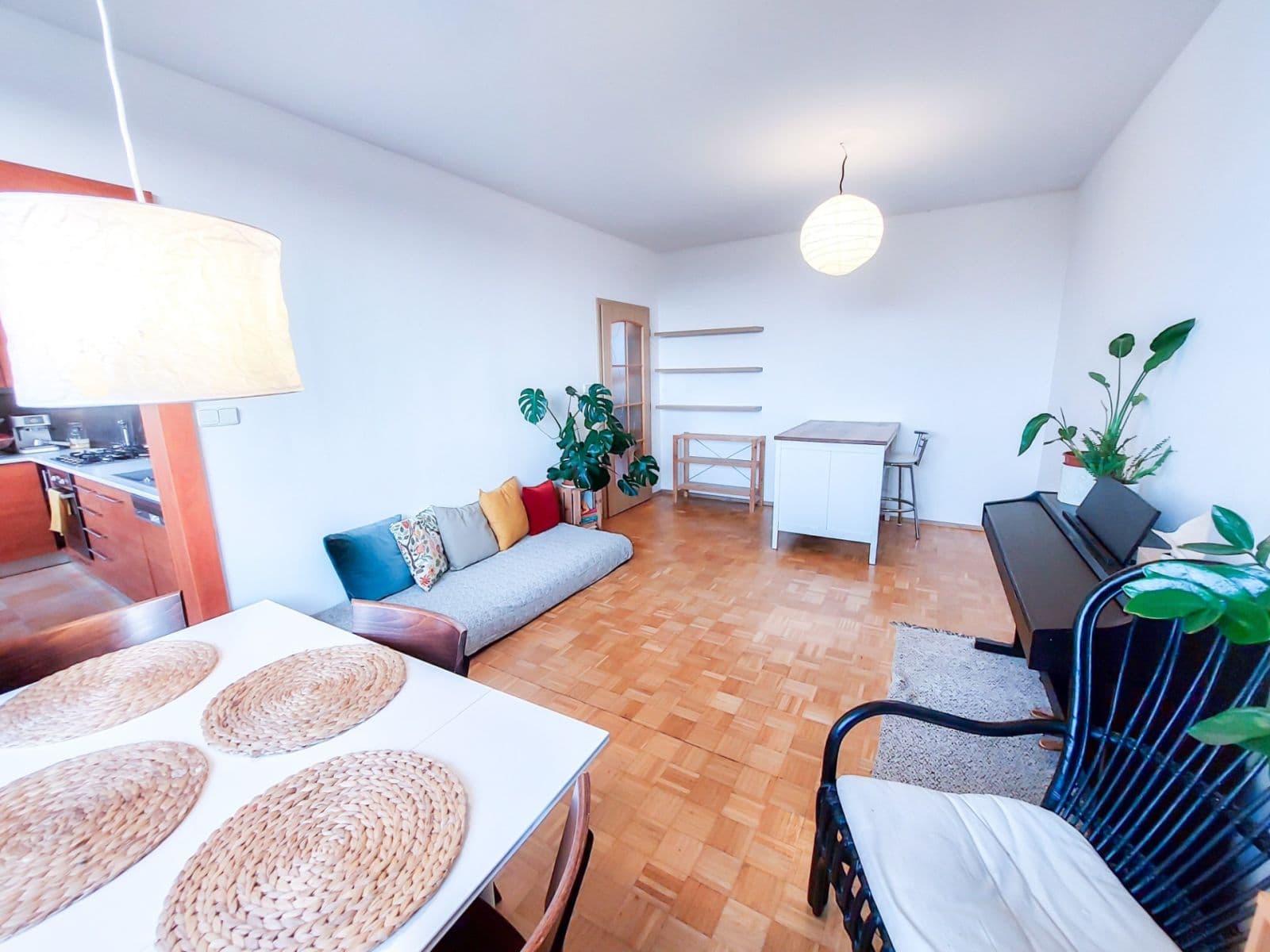 Pronájem bytu 3+1 73 m², náměstí Republiky, Uherské Hradiště, Zlínský kraj Pronájem bytu 3+1 73 m², náměstí Republiky, Uherské Hradiště, Zlínský kraj