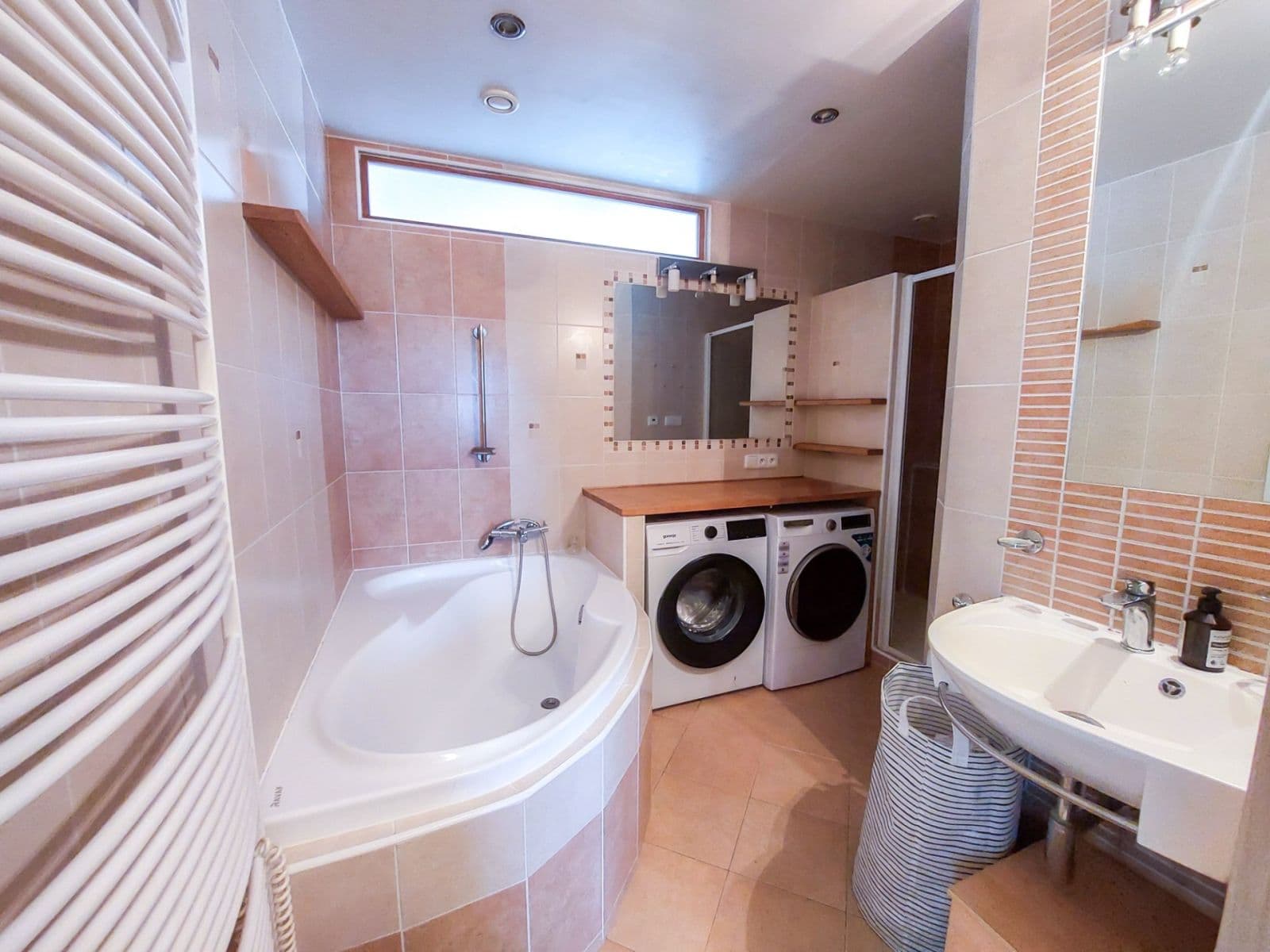 Pronájem bytu 3+1 73 m², náměstí Republiky, Uherské Hradiště, Zlínský kraj Pronájem bytu 3+1 73 m², náměstí Republiky, Uherské Hradiště, Zlínský kraj