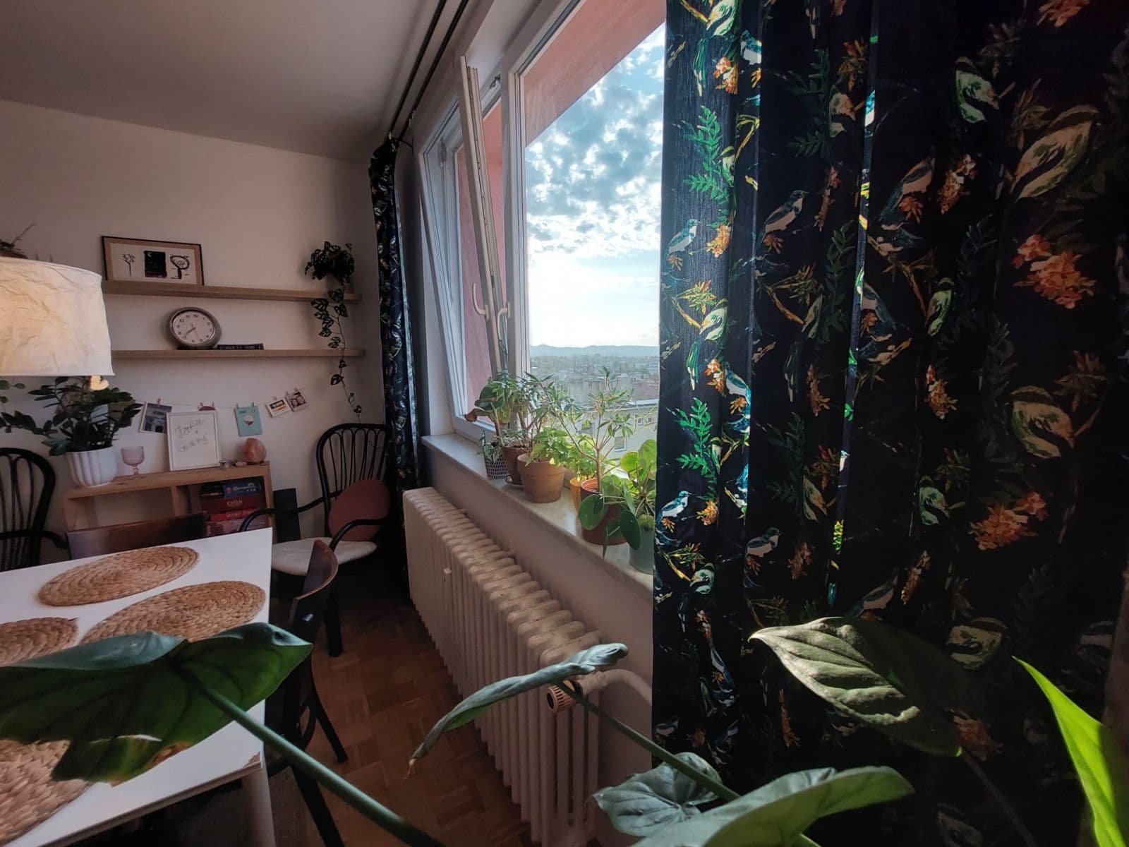 Pronájem bytu 3+1 73 m², náměstí Republiky, Uherské Hradiště, Zlínský kraj Pronájem bytu 3+1 73 m², náměstí Republiky, Uherské Hradiště, Zlínský kraj