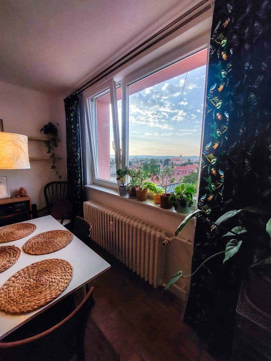Pronájem bytu 3+1 73 m², náměstí Republiky, Uherské Hradiště, Zlínský kraj Pronájem bytu 3+1 73 m², náměstí Republiky, Uherské Hradiště, Zlínský kraj
