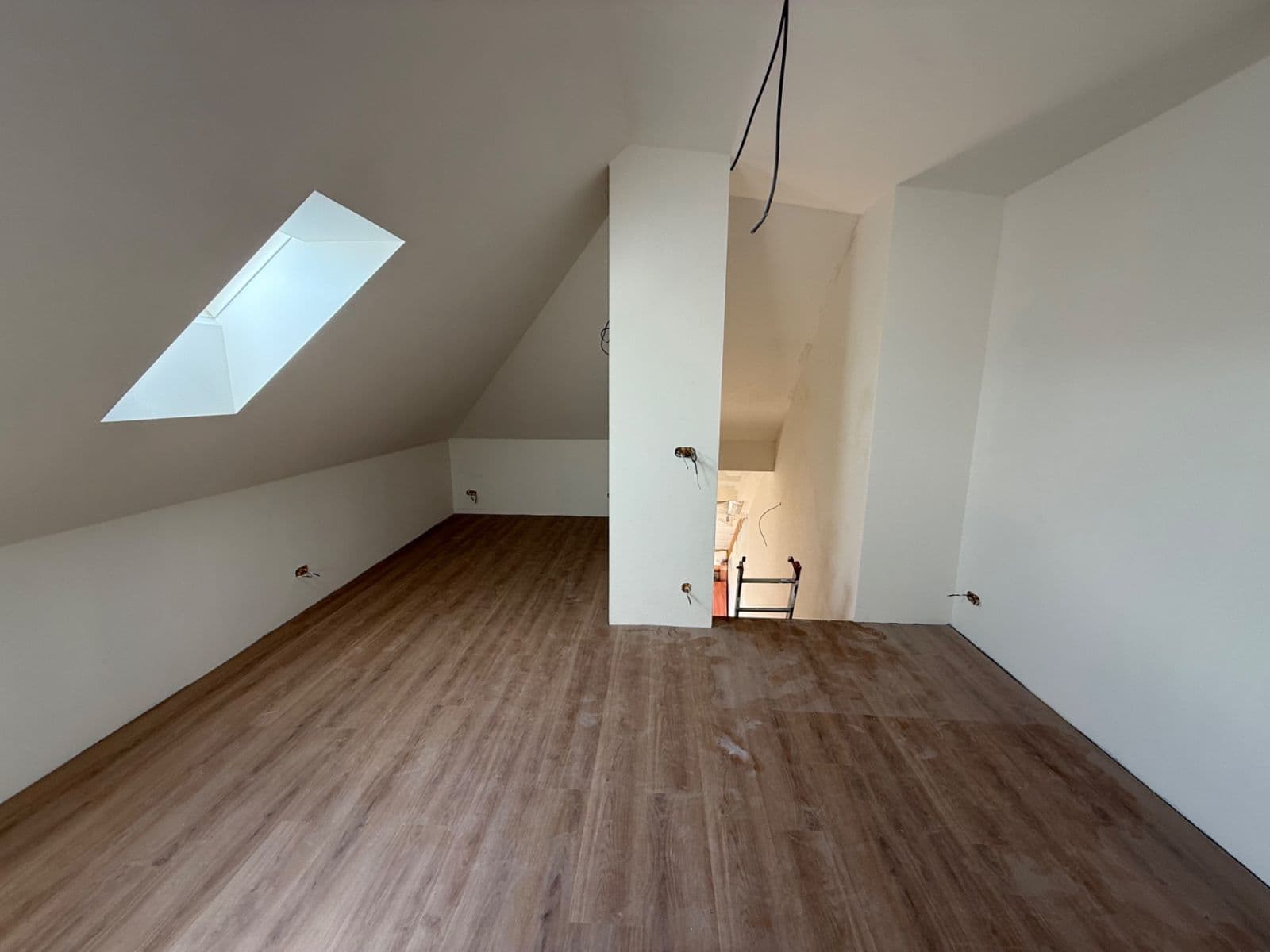 Pronájem bytu 2+kk 85 m², Chodská, Praha, Praha Pronájem bytu 2+kk 85 m², Chodská, Praha, Praha