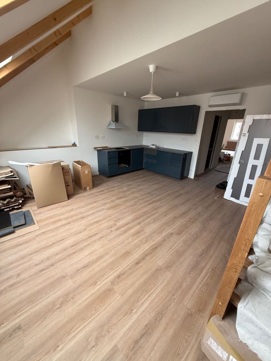Pronájem bytu 2+kk 85 m², Chodská, Praha, Praha Pronájem bytu 2+kk 85 m², Chodská, Praha, Praha