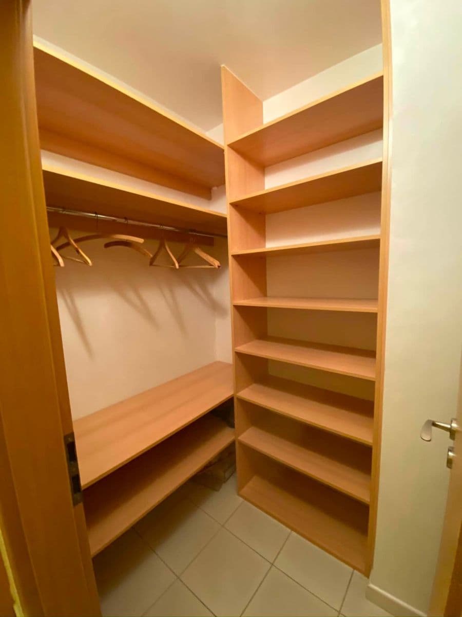 Pronájem bytu 1+kk 55 m², Studentská, Poděbrady, Středočeský kraj Pronájem bytu 1+kk 55 m², Studentská, Poděbrady, Středočeský kraj