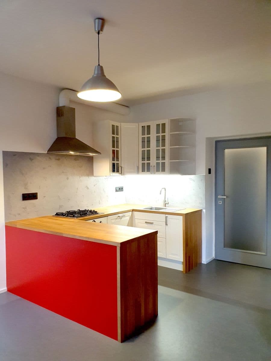 Pronájem bytu 2+1 83 m², U Libeňského pivovaru, Praha, Praha Pronájem bytu 2+1 83 m², U Libeňského pivovaru, Praha, Praha