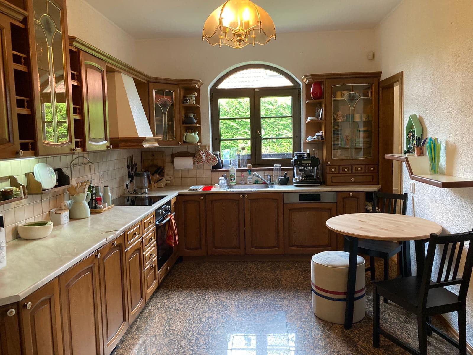 Pronájem domu 265 m², pozemek 644 m², Mokropeská, Černošice, Středočeský kraj Pronájem domu 265 m², pozemek 644 m², Mokropeská, Černošice, Středočeský kraj